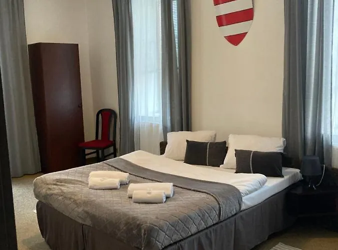 호텔 Camelot Tisá